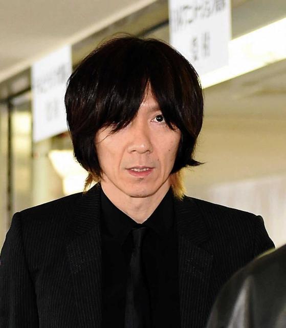 イエモン・吉井和哉、早期の喉頭がんだった 年末の武道館ライブは