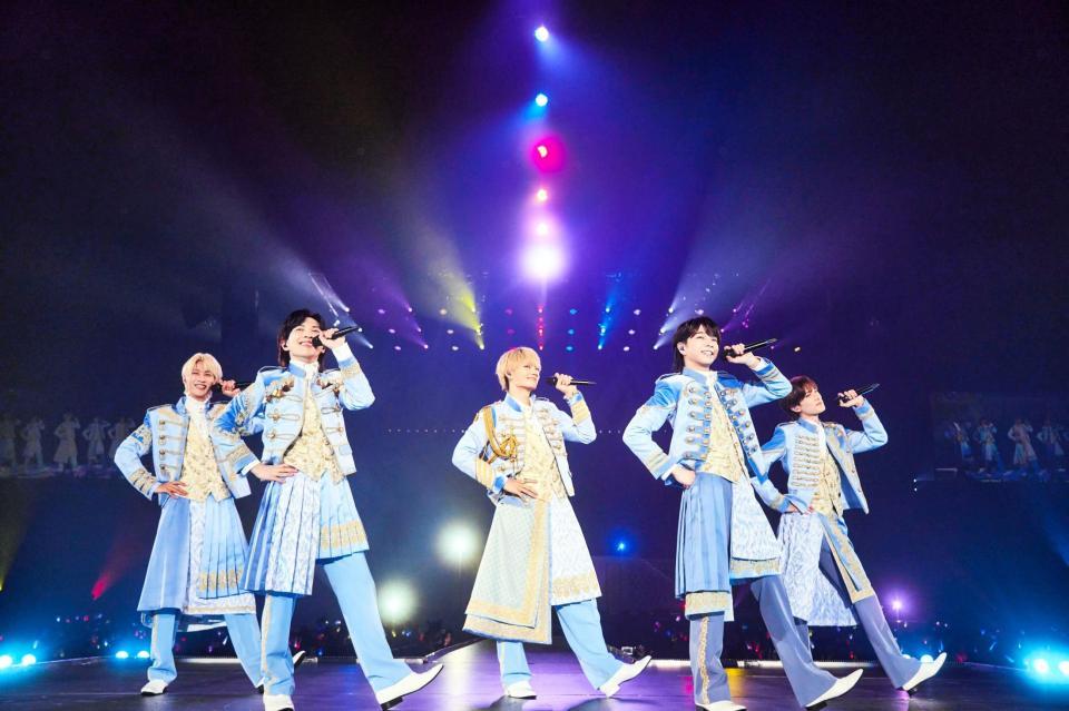 　パフォーマンスするＭ！ＬＫ