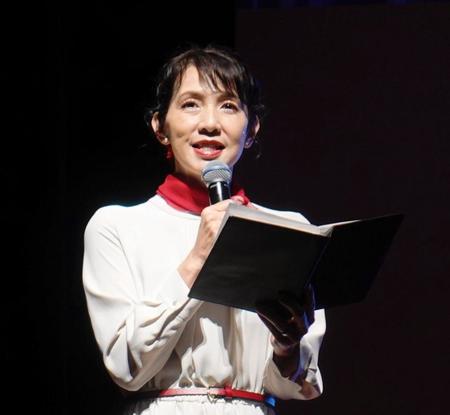 　「五島の椿」新ＣＭ発表会で司会を務めた渡辺真理アナウンサー