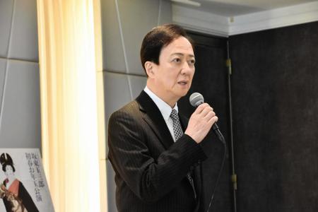 　取材に応じる坂東玉三郎