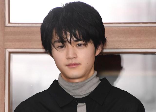 鈴鹿央士のキスで田中哲司が目を覚ます 「ゆりあ先生の赤い糸」で