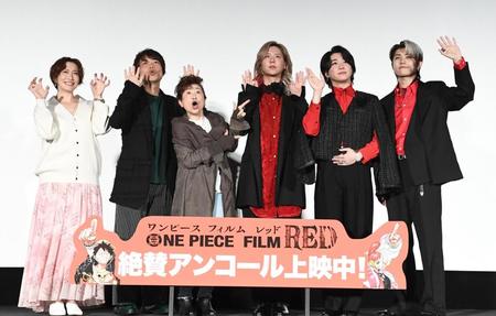 　アンコール上映をＰＲする（左から）名塚佳織、中井和哉、田中真弓、Ｍｒｓ．ＧＲＥＥＮ　ＡＰＰＬＥの藤澤涼架、大森元貴、若井滉斗（撮影・園田高夫）