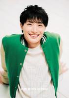 　内田航のカレンダーの表紙