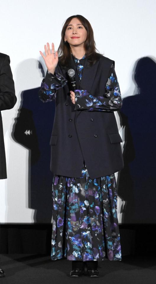 　公開記念舞台あいさつに登場した新垣結衣（撮影・伊藤笙子）