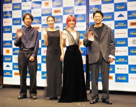 　イベントに登壇した（左から）山本英監督、木竜麻生、橋本愛、仲野太賀＝都内