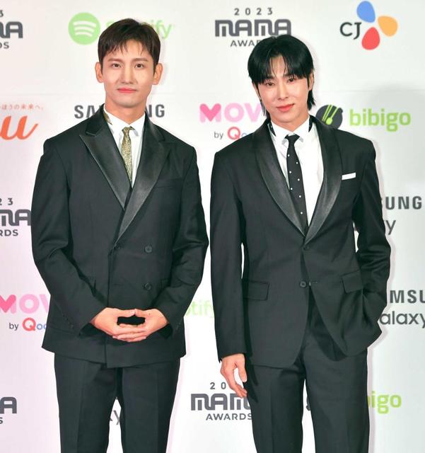 東方神起が圧巻パフォ Ｋ－ＰＯＰ授賞式「ＭＡＭＡ－」で新曲披露