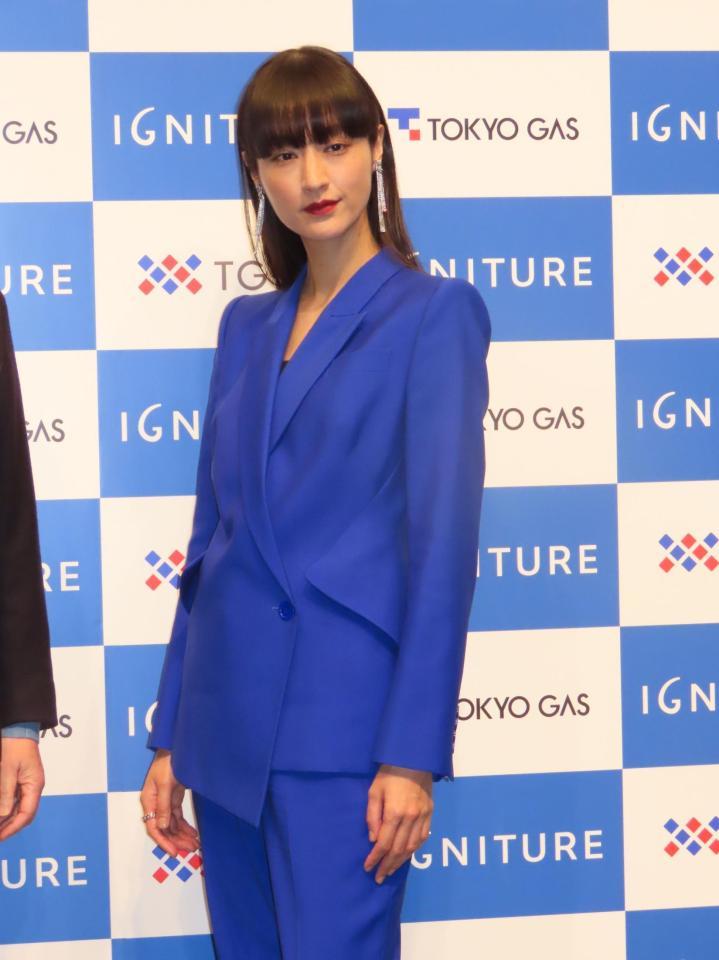 　発表会にゲスト出演したシシド・カフカ