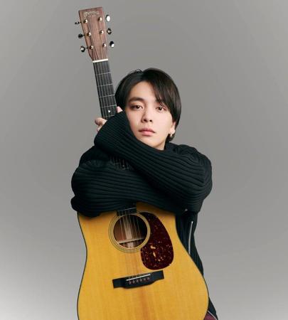 　イベントに出演する優里