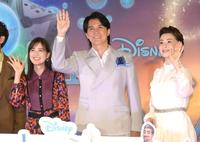 　映画「ウィッシュ」で声優を務める（左から）生田絵梨花、福山雅治、檀れい（撮影・堀内翔）