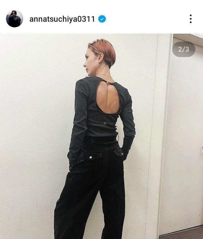 　土屋アンナのインスタグラム＠ａｎｎａｔｓｕｃｈｉｙａ０３１１より 