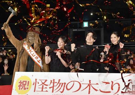 　（右から）菜々緒、亀梨和也、吉岡里帆（撮影・佐々木彰尚）