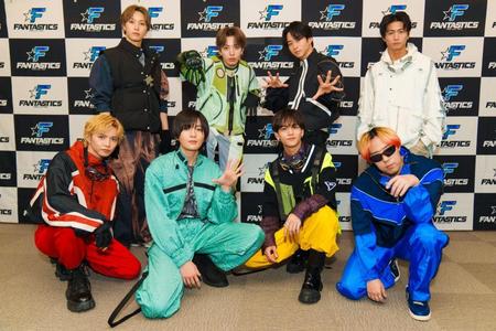 　イベントを行った（前列左から）佐藤大樹、八木勇征、中島颯太、世界（後列同から）堀夏喜、木村慧人、澤本夏輝、瀬口黎弥