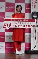 　イベントに出席したのん