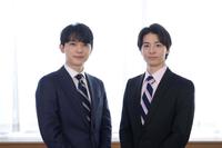 吉沢亮（左）と高杉真宙