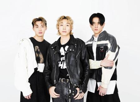 　「Ｅｎｎｕｉ　Ｂｏｙｓ　Ｃｌｕｂ」の（左から）Ｒｅｏ、ＴｅＮ、ＴＯＣＨＩ