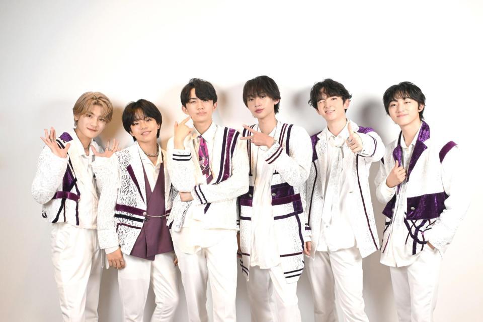 　Ｌｉｅｎｅｌの（左から）芳賀柊斗、武田創世、高桑真之、近藤駿太、高岡ミロ、森田璃空（撮影・堀内翔）