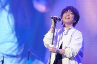 　ステージを盛り上げた優里