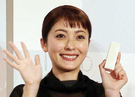【写真】女優妻は「バック・トゥ・ザ・フューチャー」ドク役俳優と２ショット