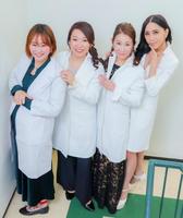 　歌手デビューした「Ｄｒｓ．ＤＩＶＡ」　撮影・鯨井康雄
