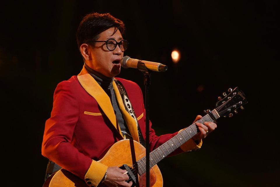 　リハーサルを行った藤井フミヤ