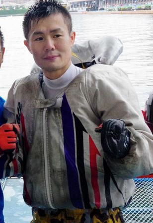 　多摩川ボート１Ｒで念願の初勝利を挙げた時の金光佑治氏＝２０１６年６月２３日