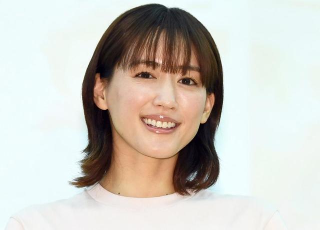 綾瀬はるか３８歳「バナナサンド」ふんわり髪の美貌で天然爆発「綺麗だ」「可愛すぎムリ」「天然凄いｗ」/芸能/デイリースポーツ online