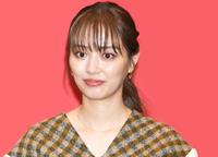 　内田理央