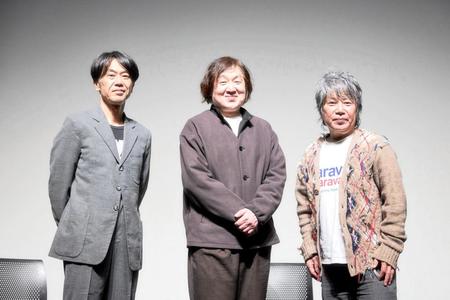 　イベントに登場した（左から）ゴンドウトモヒコ、飯尾芳史氏、佐橋佳幸