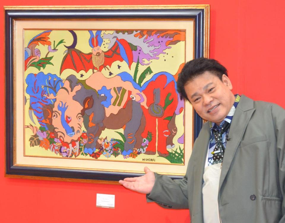 　代表作をアピールするジミー大西