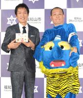 　イベントに出席した千原ジュニア（左）と千原せいじ