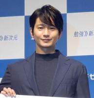 　「進研ゼミ」チャレンジＡＩ学習コーチのＴＶ新ＣＭに出演する向井理