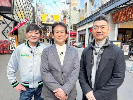 　街ブラロケを行った（左から）黒田有、辛坊治郎氏、橋下徹氏