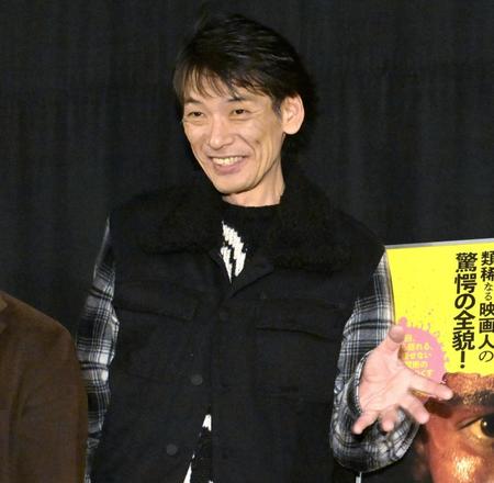 　イベントで笑顔を見せる叶井俊太郎さん＝２０２３年１２月