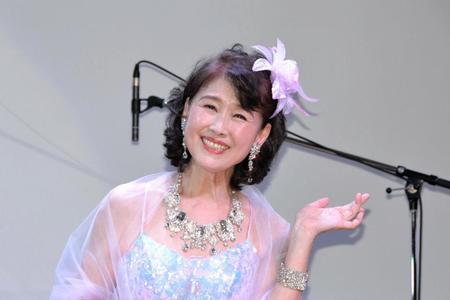 　「芸能５０周年　感謝の夕べ」に登場した沢田亜矢子