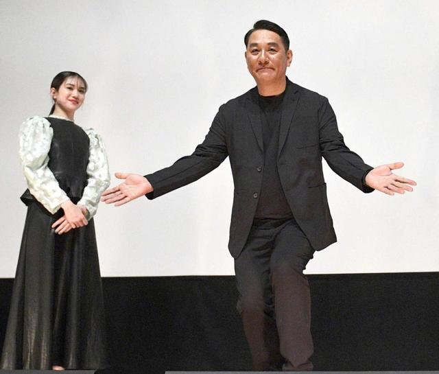 ピエール瀧 保釈以来初の舞台あいさつ 「初監督作品を僕に。光栄なこと