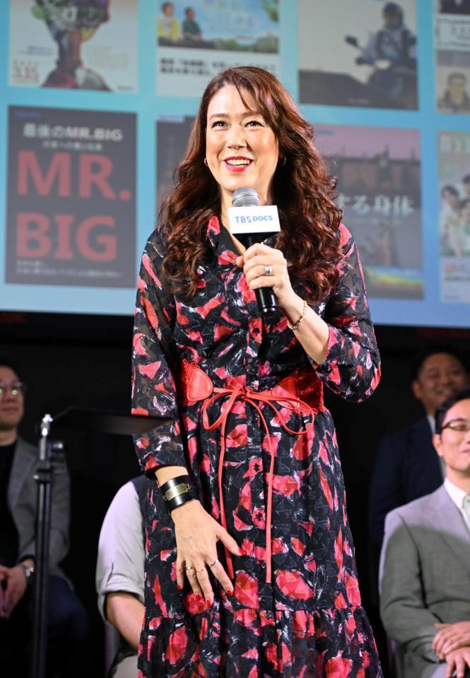 　あいさつするアンバサダーのＬｉＬｉＣｏ（撮影・棚橋慶太）