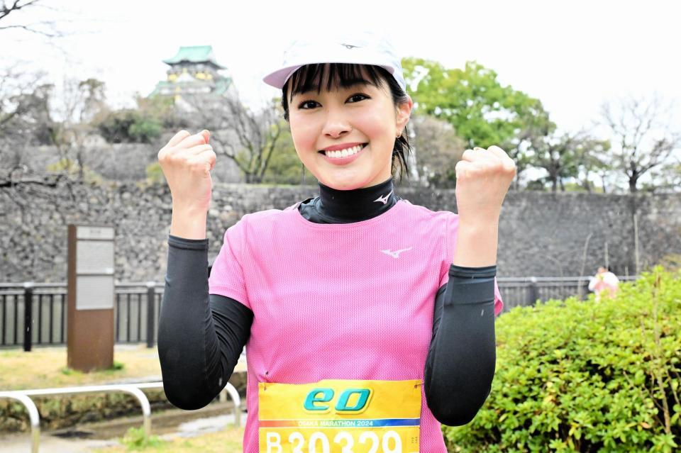 　完走後のＭＢＳ前田春香アナウンサーⓒＭＢＳ