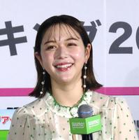 　住みたい街について語る村重杏奈