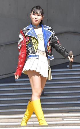 　ＳＡＫＵＲＡ　ＧＲＡＤＵＡＴＩＯＮのＬｉｌｉ（撮影・出月俊成）