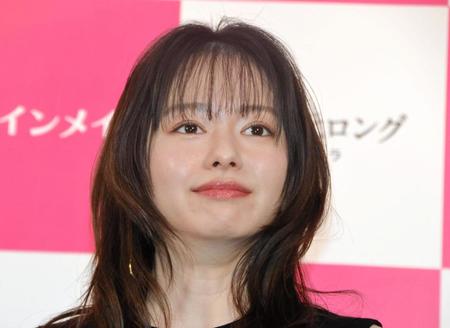 　ポップアップイベント「長すぎて、ごめん！ｂｙヒロインメイク」の取材会に登場した山本舞香