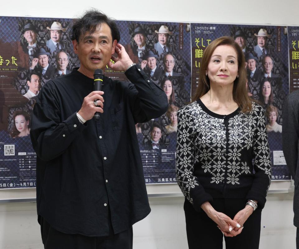 　会見で話す野村宏伸（左）と夏樹陽子（撮影・西岡正） 