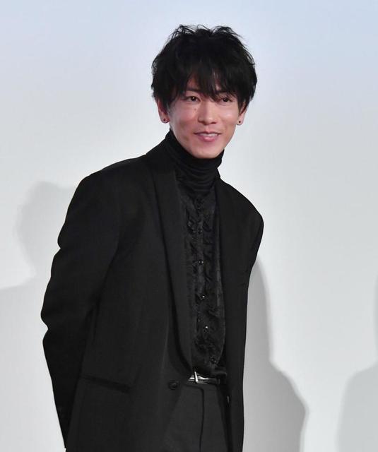 佐藤健「恋愛をしなくても楽しく生きている人が増えているな」長澤