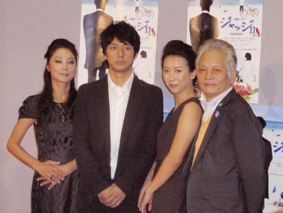 　ＮＨＫ土曜ドラマ「ジャッジ２」の完成披露会見に出席した（左から）浅野温子、西島秀俊、戸田菜穂、寺田農さん＝０８年１０月撮影