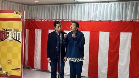 　３位に輝いた「若葉のころ」。古田敬一（左）と酒井孝太