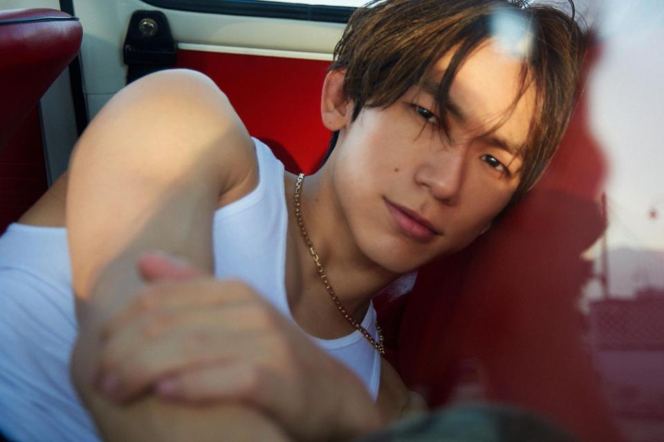 　「Ｏｎｅｓｔａ」ＥＸＩＬＥ　ＮＡＯＴＯ（ＥＸＩＬＥ／三代目Ｊ　ＳＯＵＬ　ＢＲＯＴＨＥＲＳ）撮影：ＭＡＲＩ　ＳＡＲＡＩ／幻冬舎