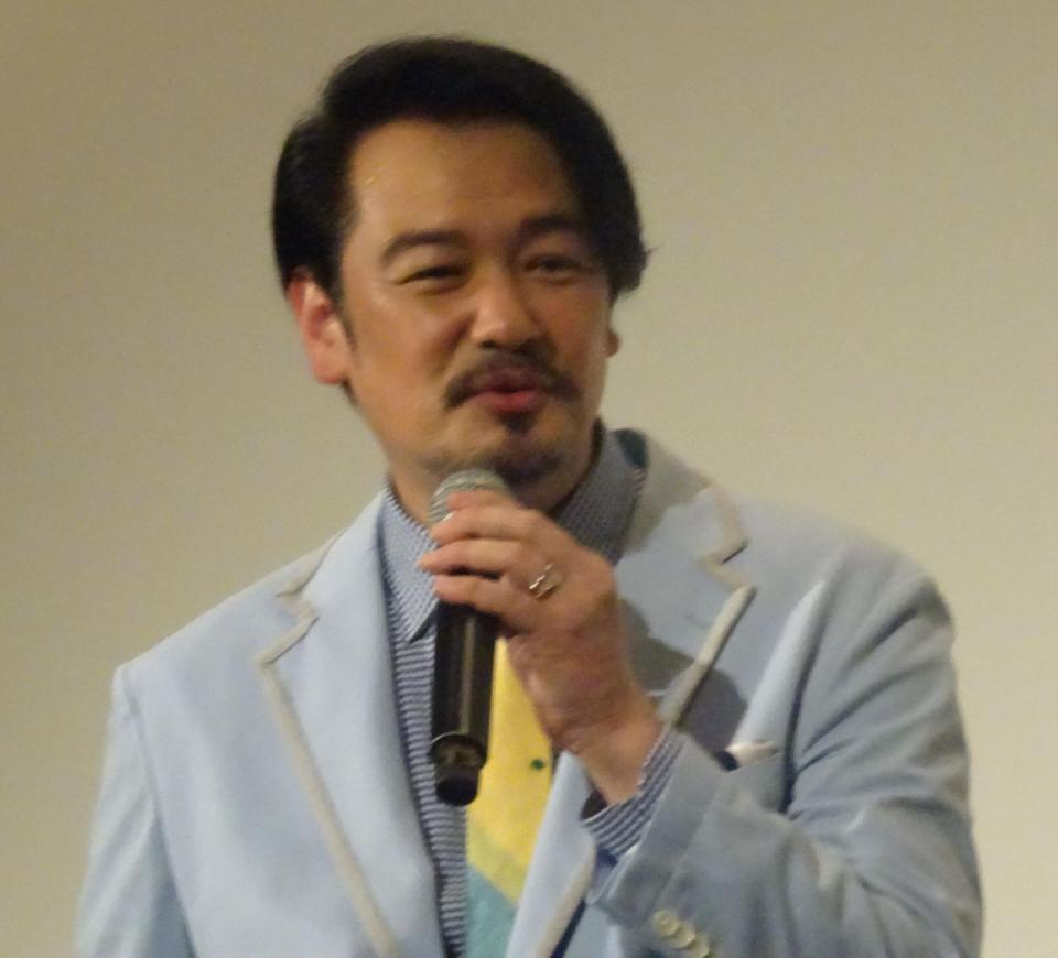 　元純烈の小田井涼平