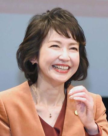 　日曜劇場「グッドワイフ」舞台あいさつに登場した賀来千香子＝２０１９年１月