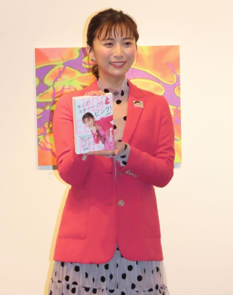 　取材会に出席した山本雪乃アナウンサー