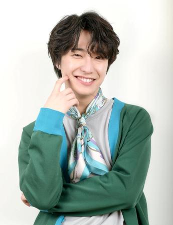 　さくらしめじ・田中雅功（撮影・堀内翔）