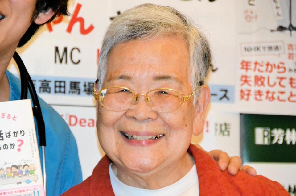 　出版記念合同イベントに登場した、おばあちゃん